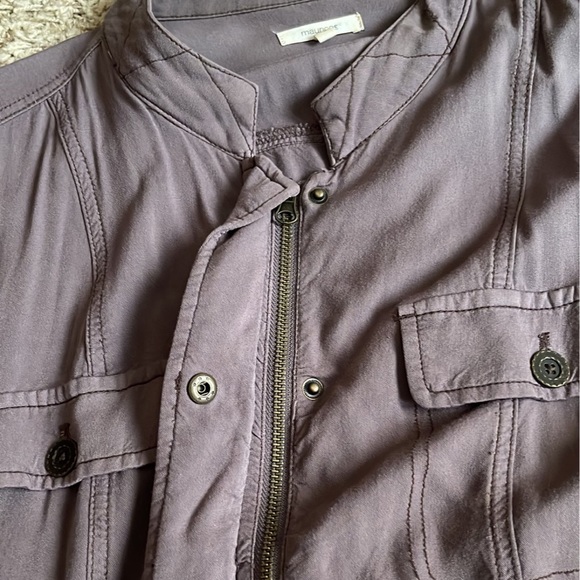Lightweight jacket - Picture 3 of 5